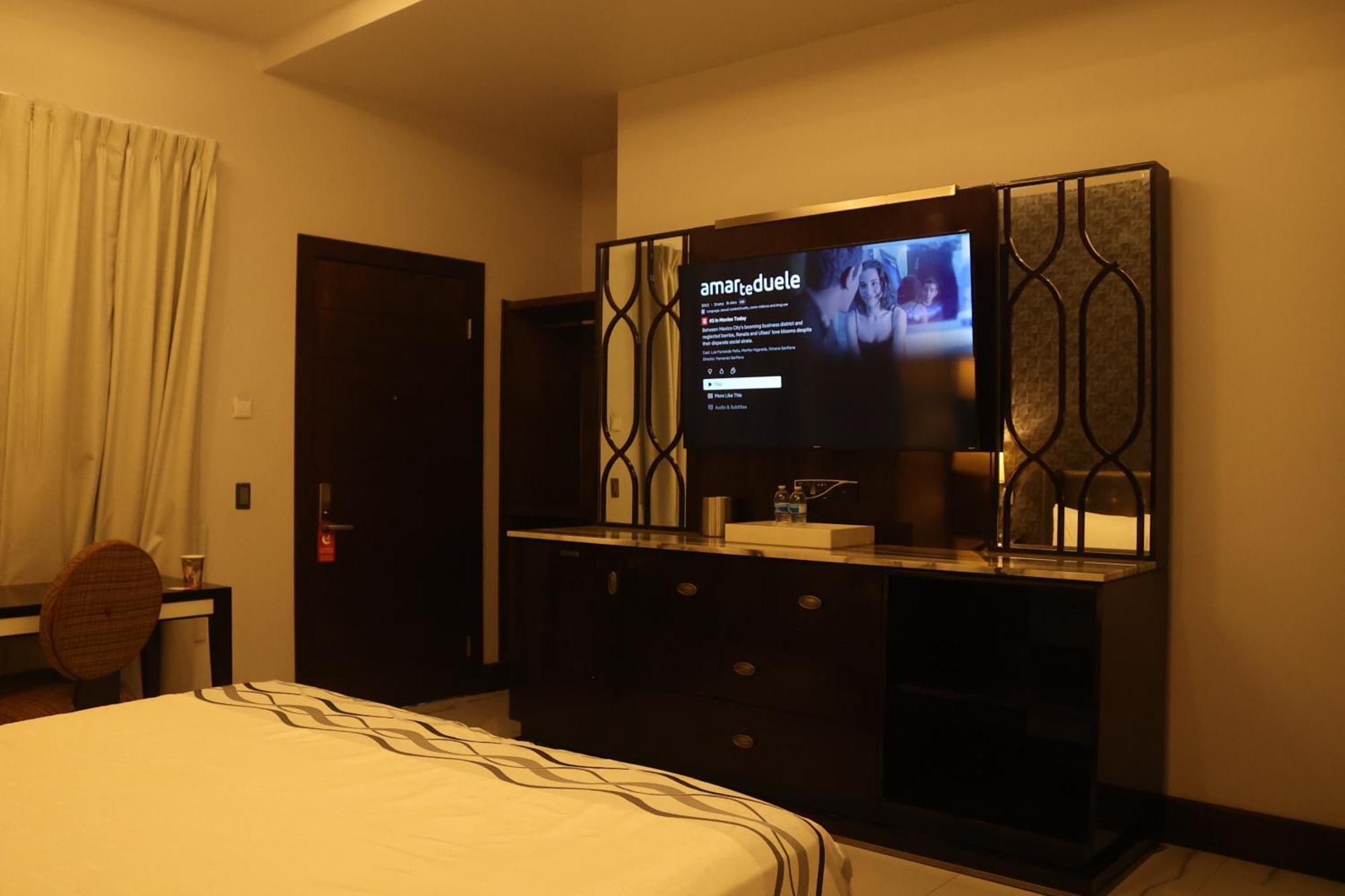 Hotel Wellintown Tijuana Kültér fotó